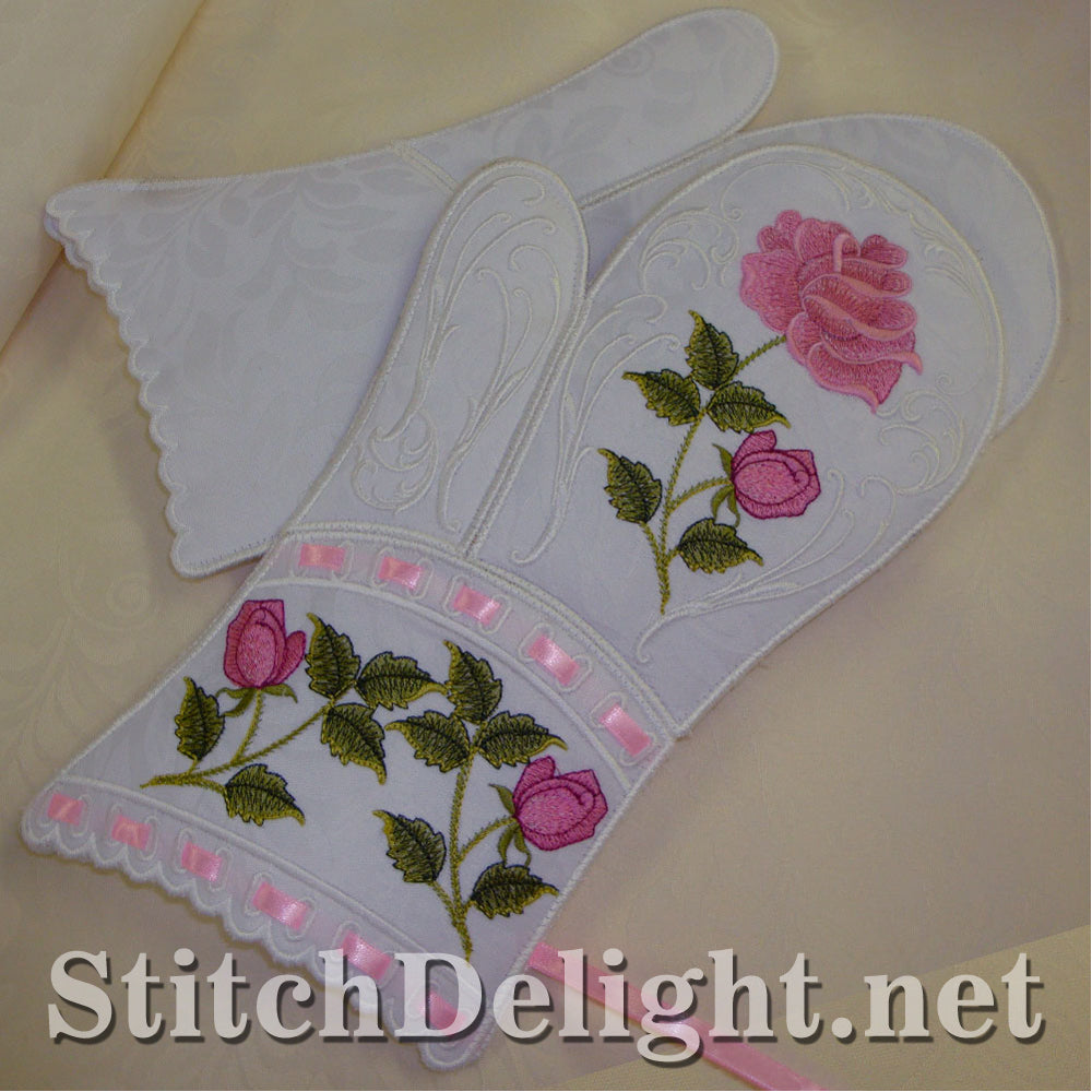 SD0708 Rose Oven Mittens