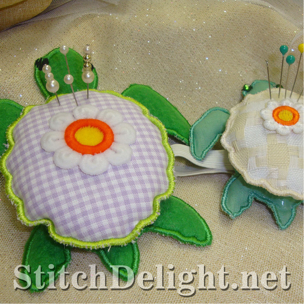 SD0875 Turtle Pincushion
