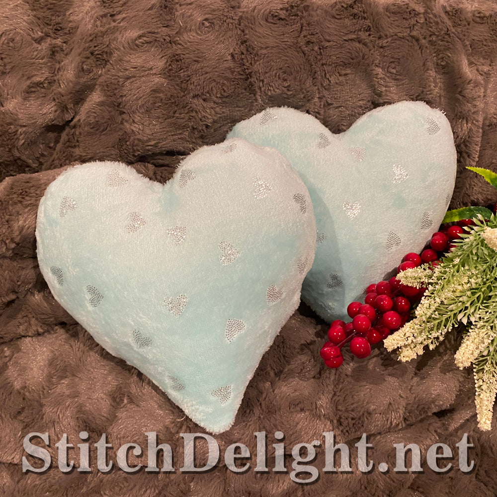 SDS3132 ITH Heart Shape Pillows