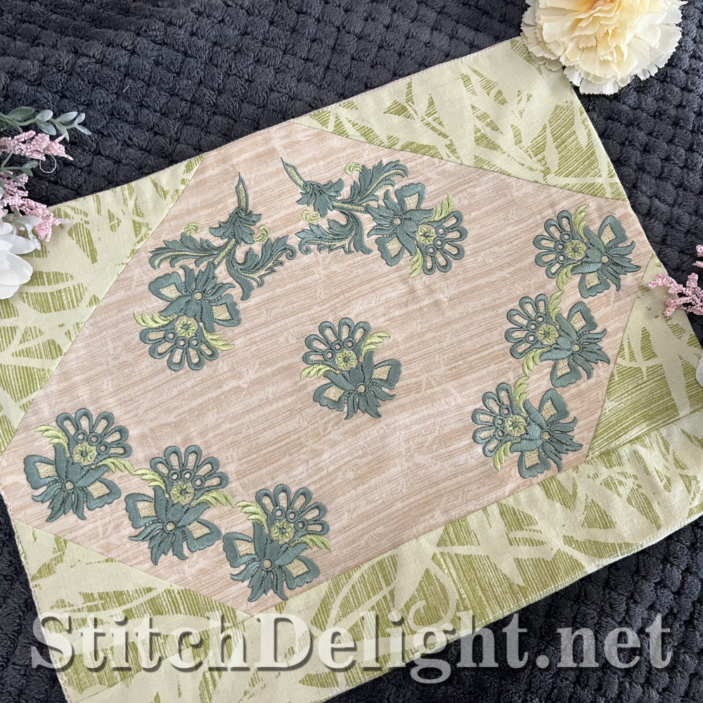 SD042 Botanical Lace