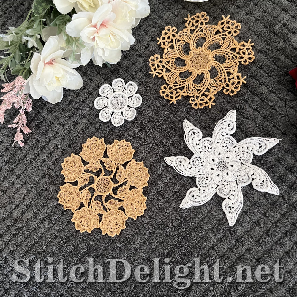 SD0090 Lace Doilies