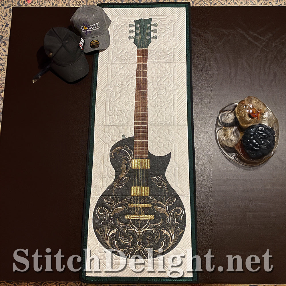 SDS3161 Applique Guitar Quilt