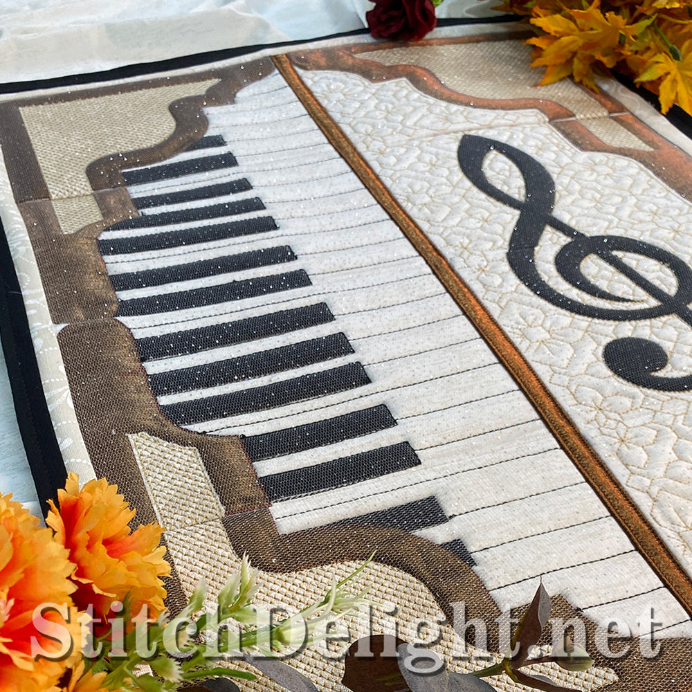 SDS3162 Applique Piano Quilt