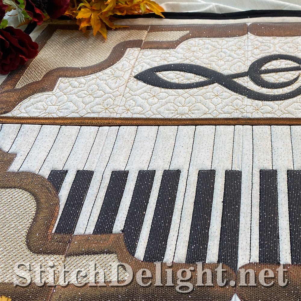 SDS3162 Applique Piano Quilt