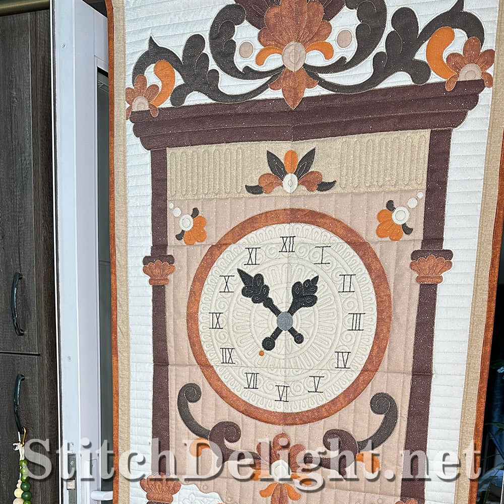 SDS4283 Grandfather Clock Quilt