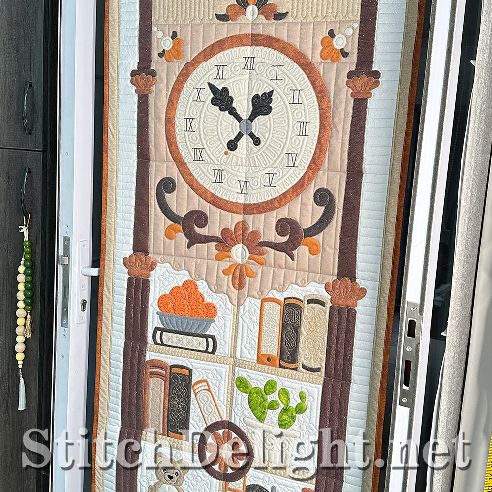 SDS4283 Grandfather Clock Quilt