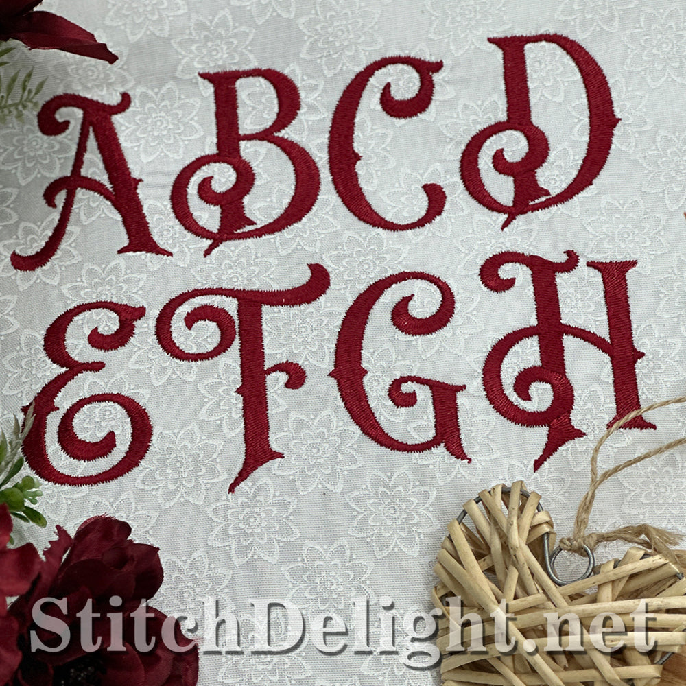 SDS4413 Little Lady Font