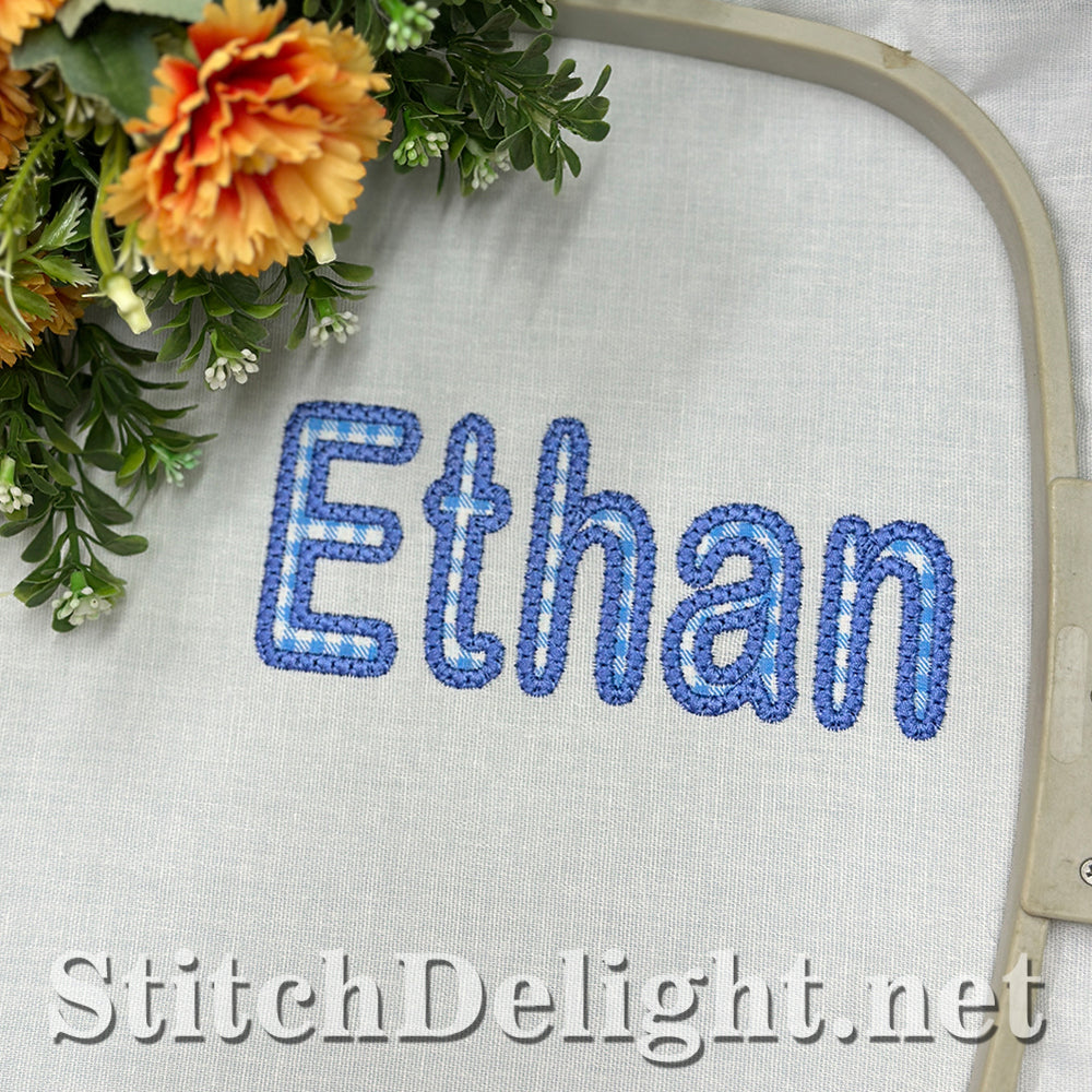 SDS4442 Tall Applique Font