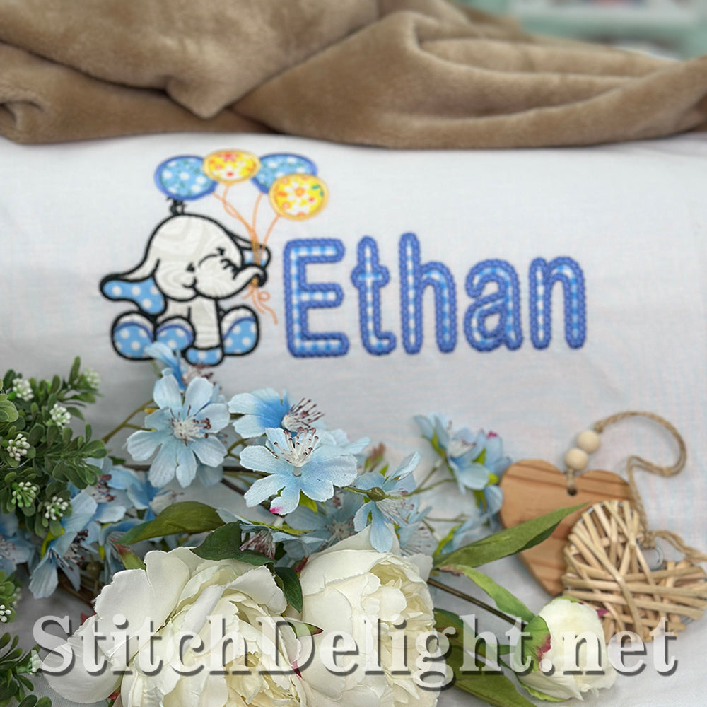 SDS4442 Tall Applique Font