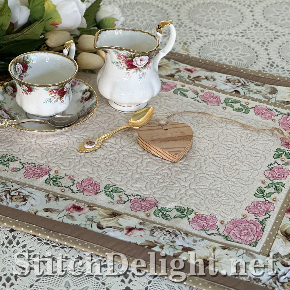 SDS4403 Roses Border in Cross Stitch