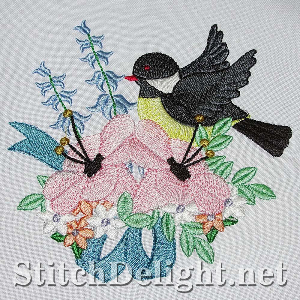 Adorable birdy single design with stunning florals done in the 5x7 hoop.