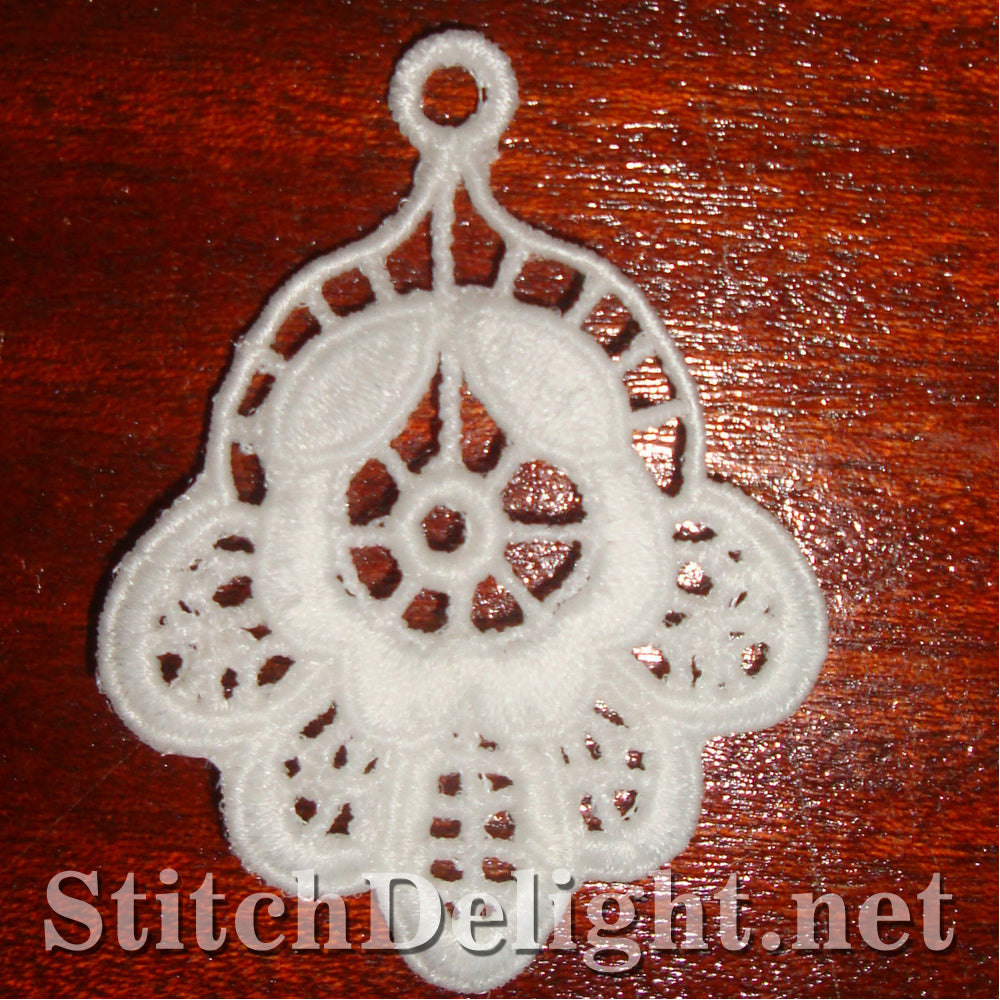 SD0971 Freestanding Lace Charm