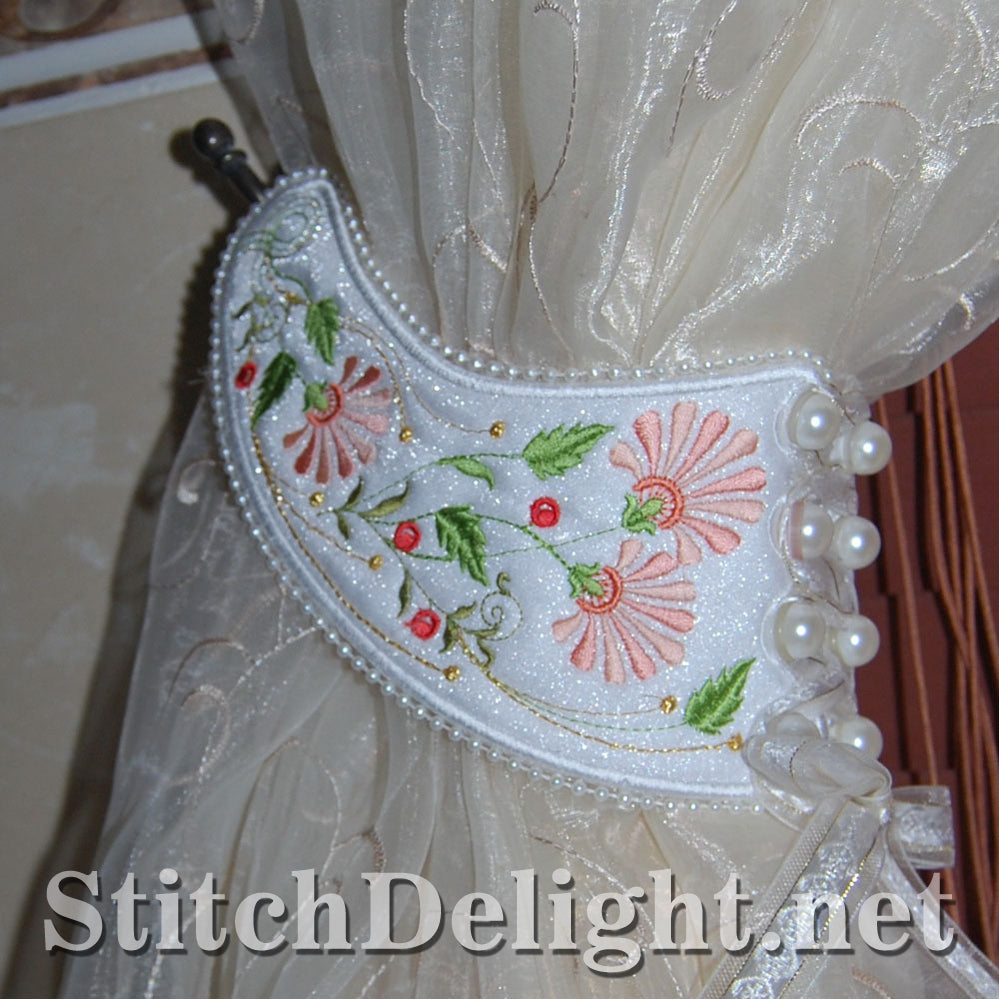 SD0832 Pearls and Flowers Tie Backs