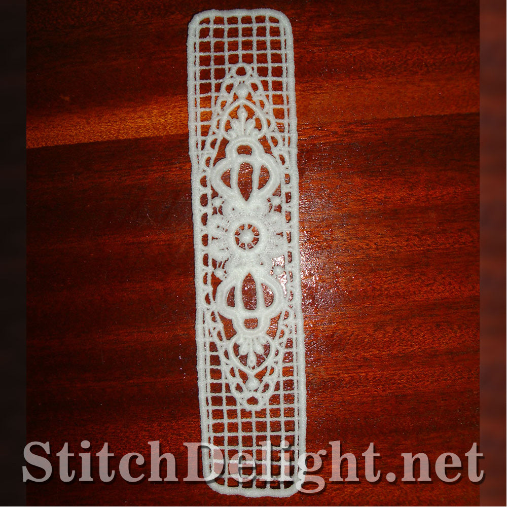 SD0918 Freestanding Lace Bookmark