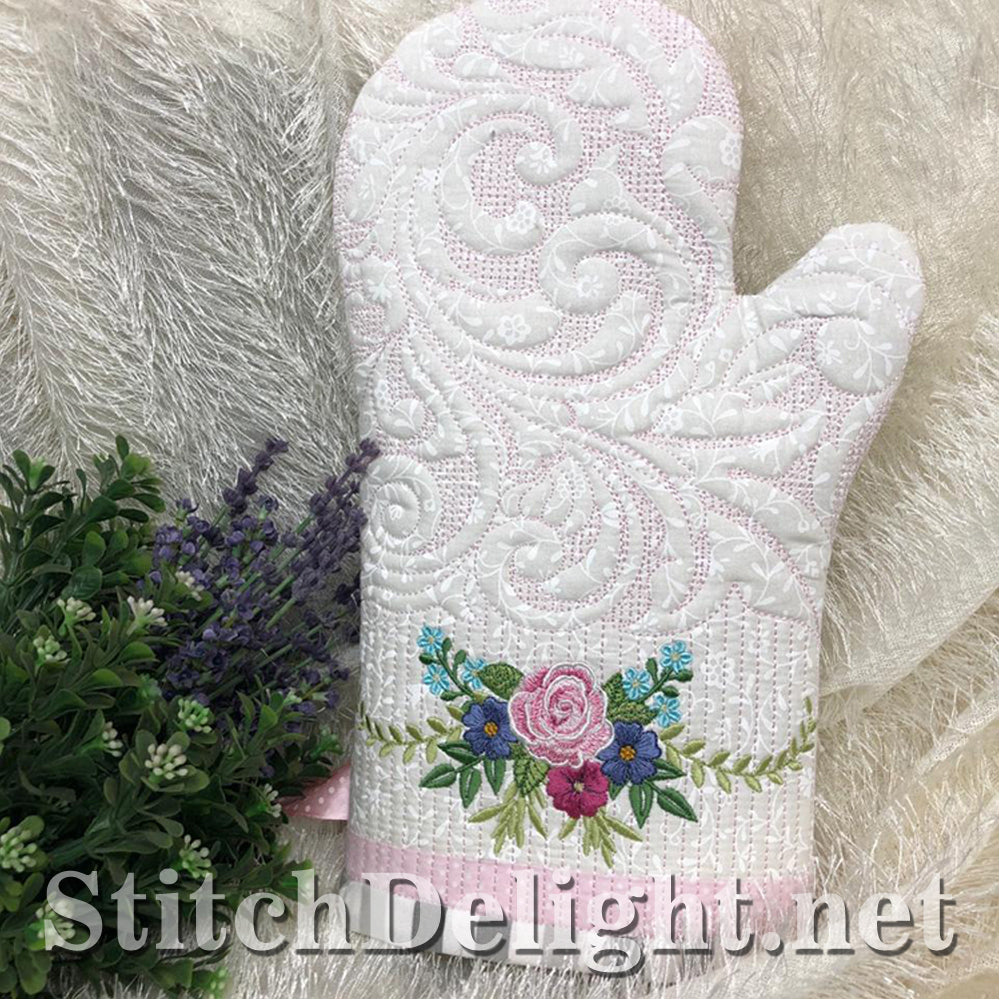 SDS1503 ITH Oven Mits