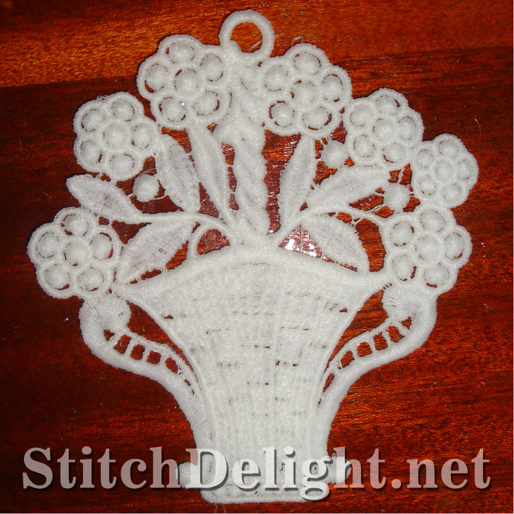 SD0925 Freestanding Lace Basket