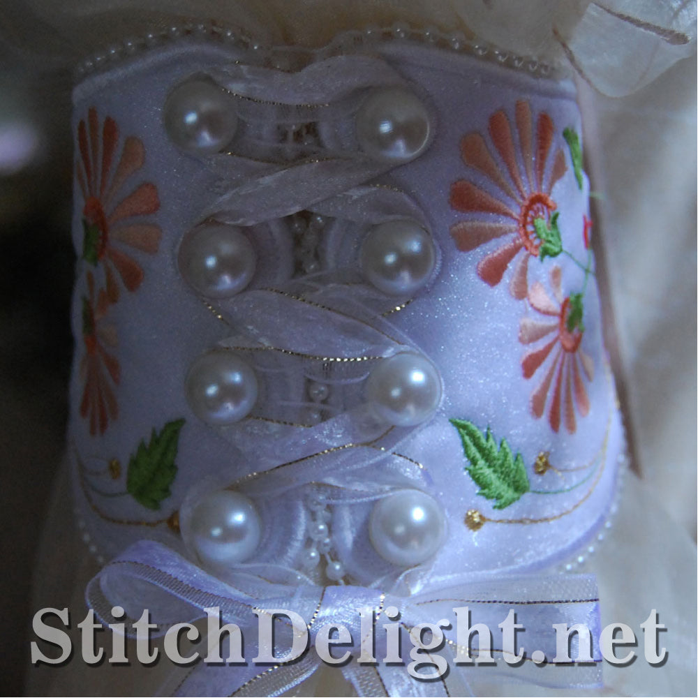 SD0832 Pearls and Flowers Tie Backs